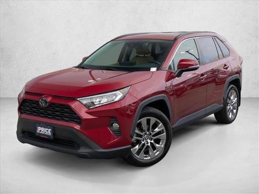 2020 Toyota RAV4 XLE Premium