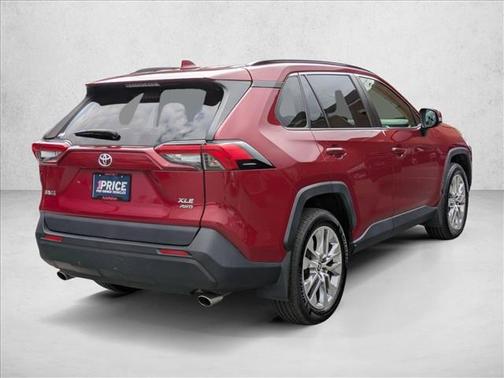 2020 Toyota RAV4 XLE Premium