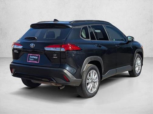 2024 Toyota Corolla Cross LE