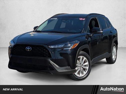 2024 Toyota Corolla Cross LE