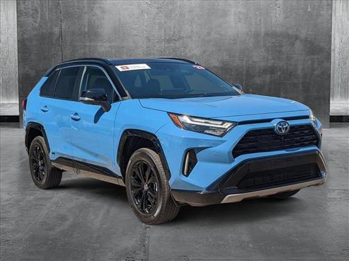 2023 Toyota RAV4 Hybrid SE
