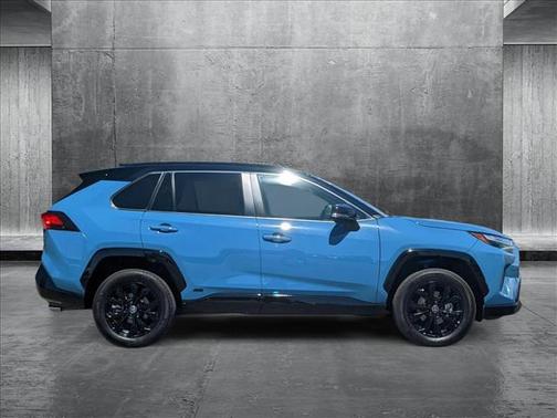 2023 Toyota RAV4 Hybrid SE