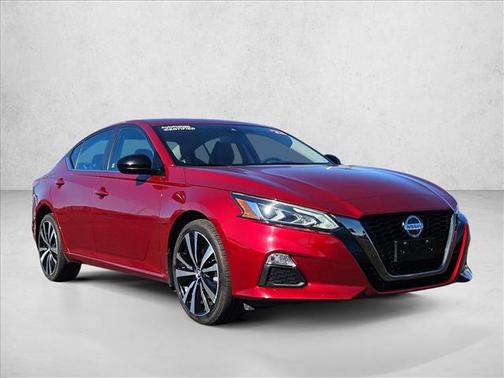 2022 Nissan Altima SR Intelligent AWD