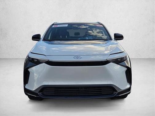 2025 Toyota bZ4X XLE