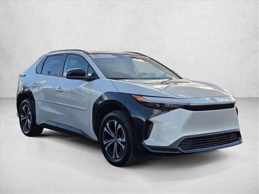 2025 Toyota bZ4X XLE