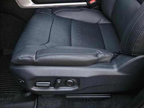 2025 Toyota Tundra Hybrid Platinum