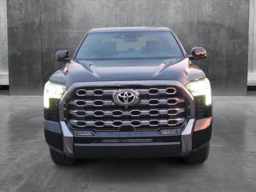 2025 Toyota Tundra Hybrid Platinum