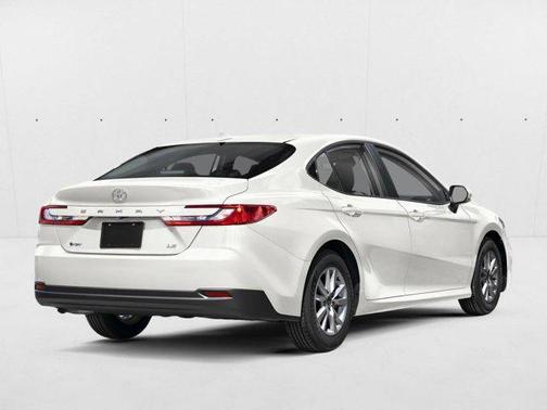 Ice Cap 2026 Toyota Camry LE