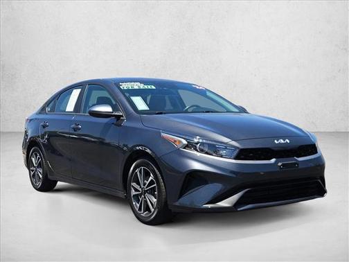 Gravity Gray 2024 Kia Forte LXS