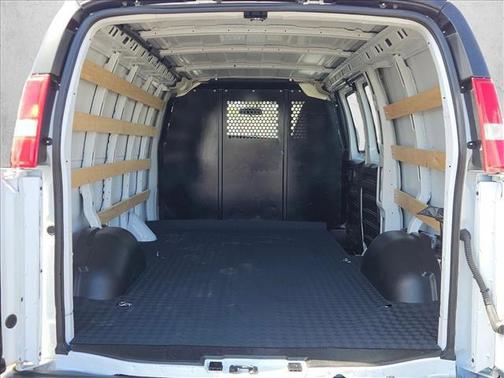 2024 GMC Savana 2500 Work Van