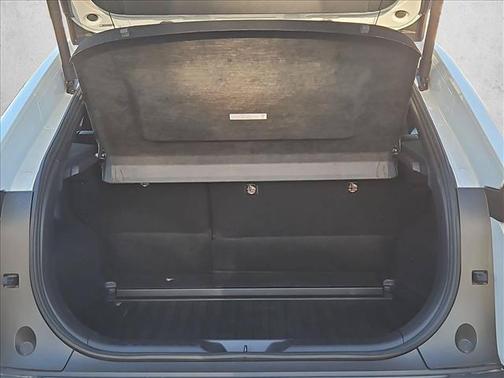Wind Chill Pearl 2026 Toyota C-HR SE