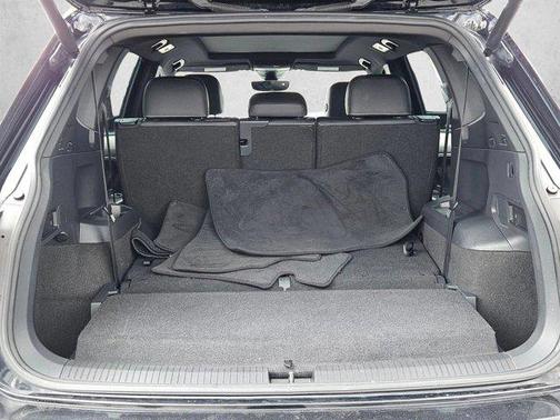 Pure White 2021 Volkswagen Tiguan 2.0T SEL R-Line 4MOTION