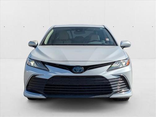 2023 Toyota Camry Hybrid XLE
