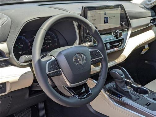 2025 Toyota Highlander Limited