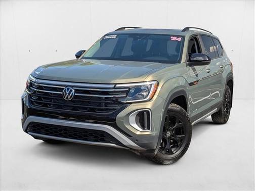 2024 Volkswagen Atlas 2.0T SE w/Technology 4MOTION