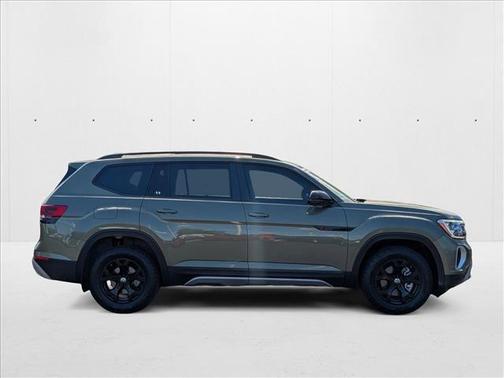 2024 Volkswagen Atlas 2.0T SE w/Technology 4MOTION