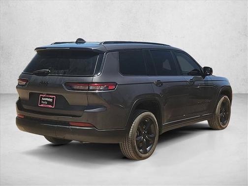 Baltic Gray Metallic Clearcoat 2023 Jeep Grand Cherokee L Altitude