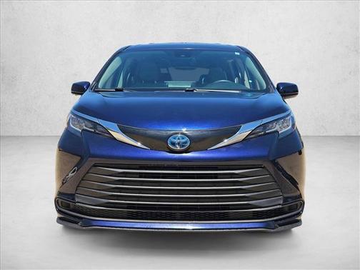Blueprint 2022 Toyota Sienna LE