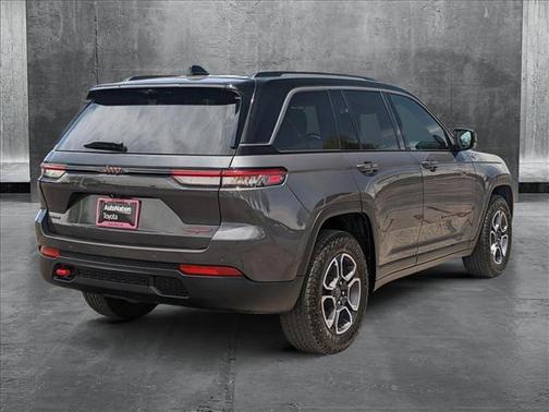 2022 Jeep Grand Cherokee Trailhawk