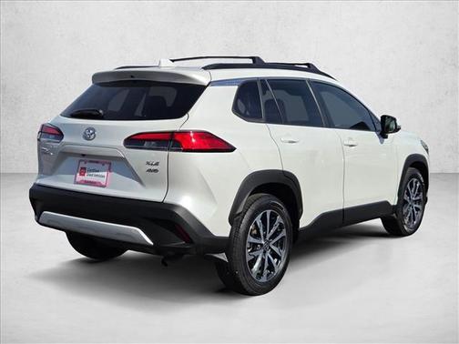2024 Toyota Corolla Cross XLE