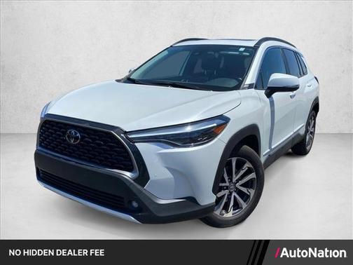Wind Chill Pearl 2022 Toyota Corolla Cross XLE