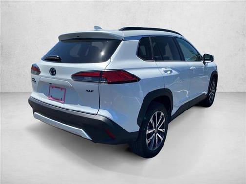 Wind Chill Pearl 2022 Toyota Corolla Cross XLE
