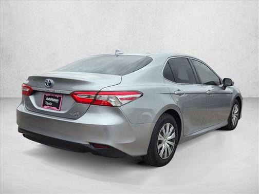 2019 Toyota Camry Hybrid LE