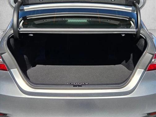 2019 Toyota Camry Hybrid LE