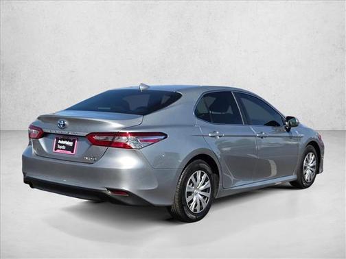 2019 Toyota Camry Hybrid LE