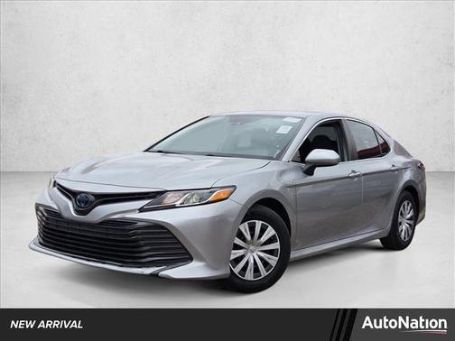 2019 Toyota Camry Hybrid LE