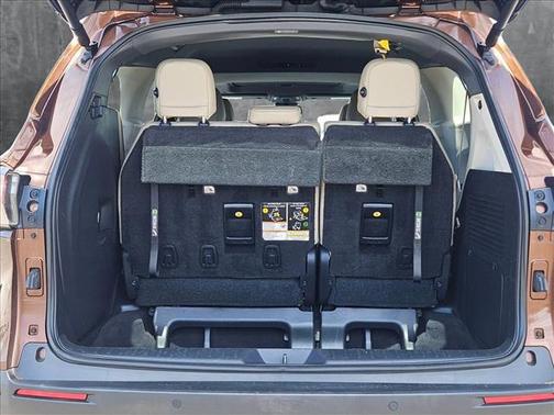 2022 Toyota Sienna XLE 7 Passenger