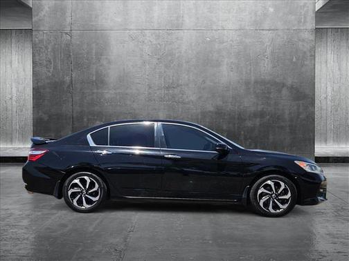 2017 Honda Accord EX-L w/Navigation & Honda Sensing