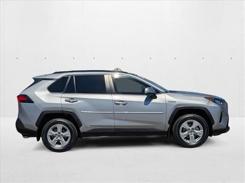 2021 Toyota RAV4 Hybrid LE