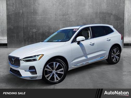 2023 Volvo XC60 B5 Plus Bright Theme