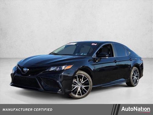 2024 Toyota Camry Hybrid SE