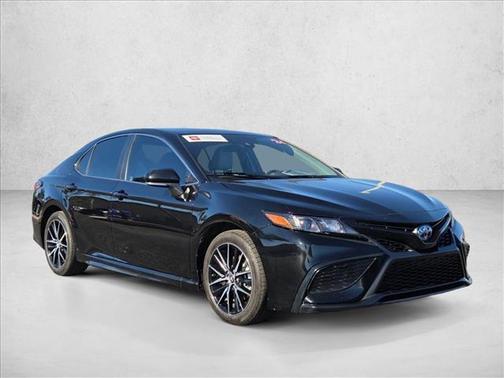 2024 Toyota Camry Hybrid SE