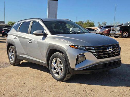 Shimmering Silver 2023 Hyundai TUCSON SEL