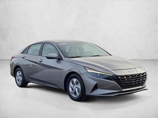 2021 Hyundai ELANTRA SE