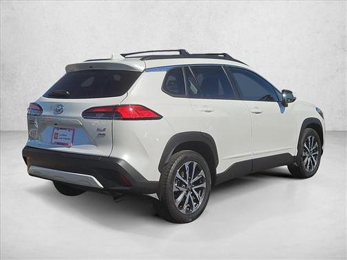 Wind Chill Pearl 2024 Toyota Corolla Cross XLE
