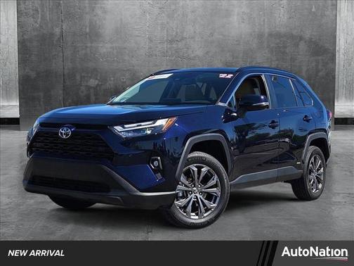 2022 Toyota RAV4 Hybrid XLE Premium