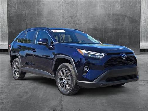 2022 Toyota RAV4 Hybrid XLE Premium