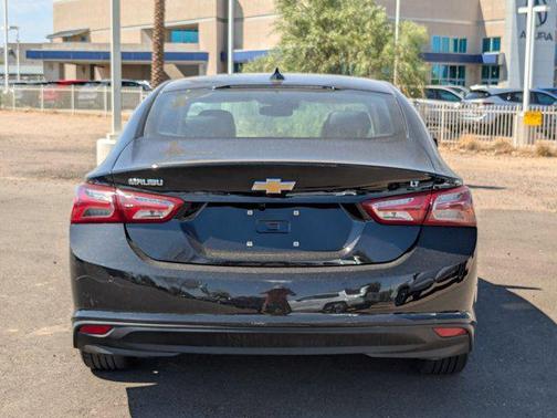 2022 Chevrolet Malibu FWD LT