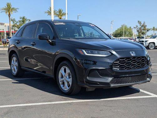 Crystal Black Pearl 2023 Honda HR-V LX