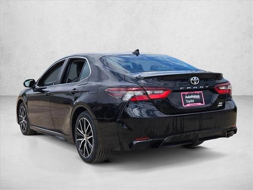 Celestial Silver Metallic 2024 Toyota Camry SE