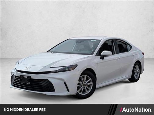 Ice Cap 2025 Toyota Camry LE