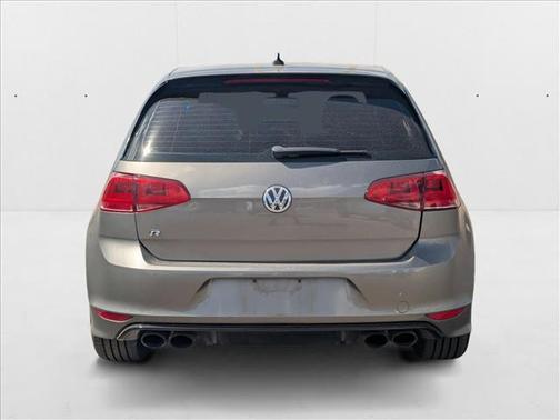 2016 Volkswagen Golf R 4-Door