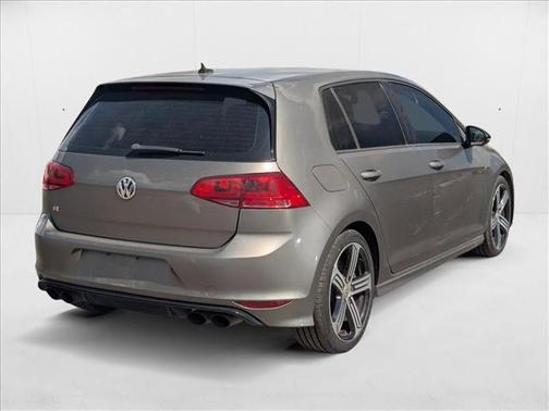 2016 Volkswagen Golf R 4-Door