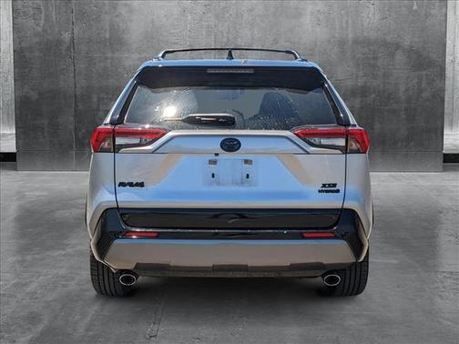 2019 Toyota RAV4 Hybrid SE