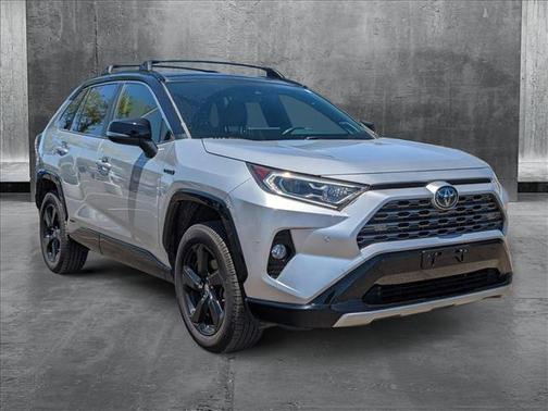 2019 Toyota RAV4 Hybrid SE