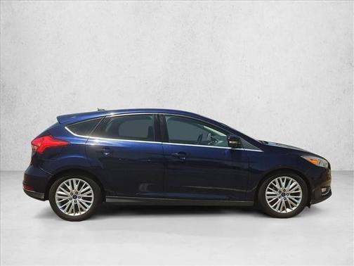 White Platinum Metallic Tri-Coat 2016 Ford Focus Titanium
